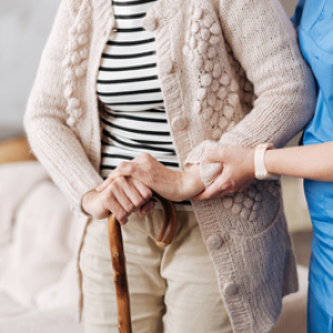 Auxiliaire aux services de santé et sociaux